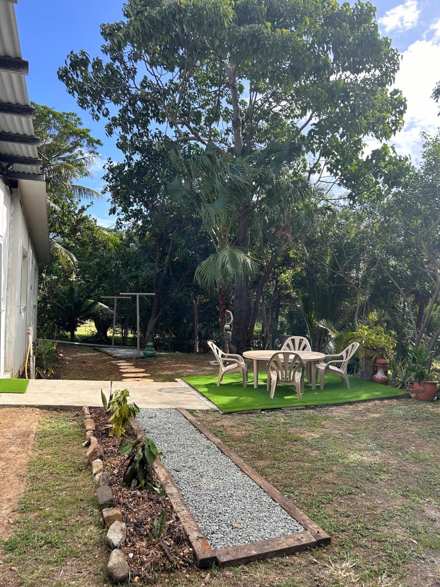 Villa La Piaule De Nessadiou Bourail Exterior foto